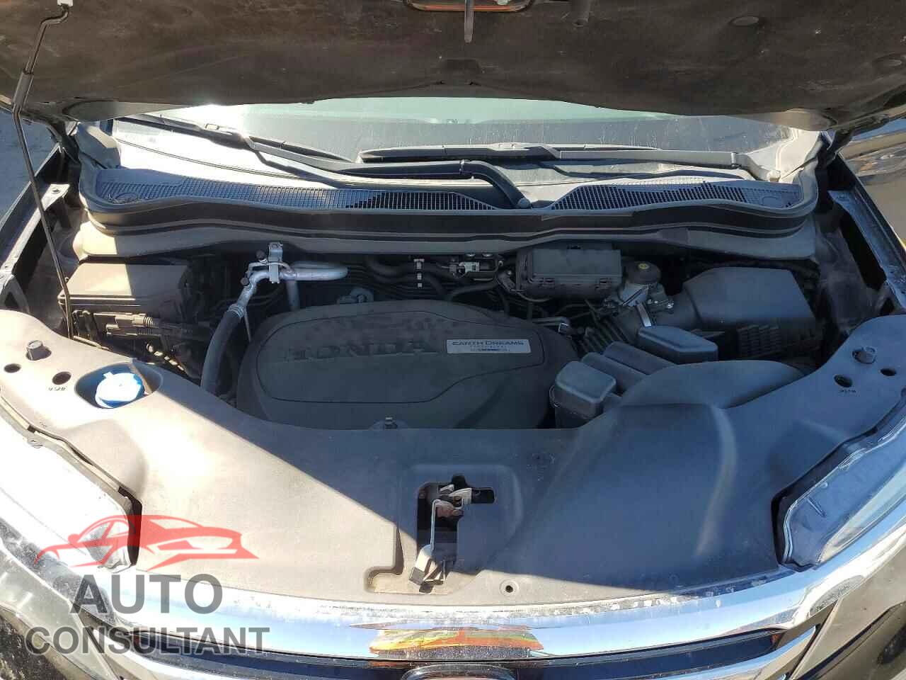 HONDA PILOT 2016 - 5FNYF6H05GB042278