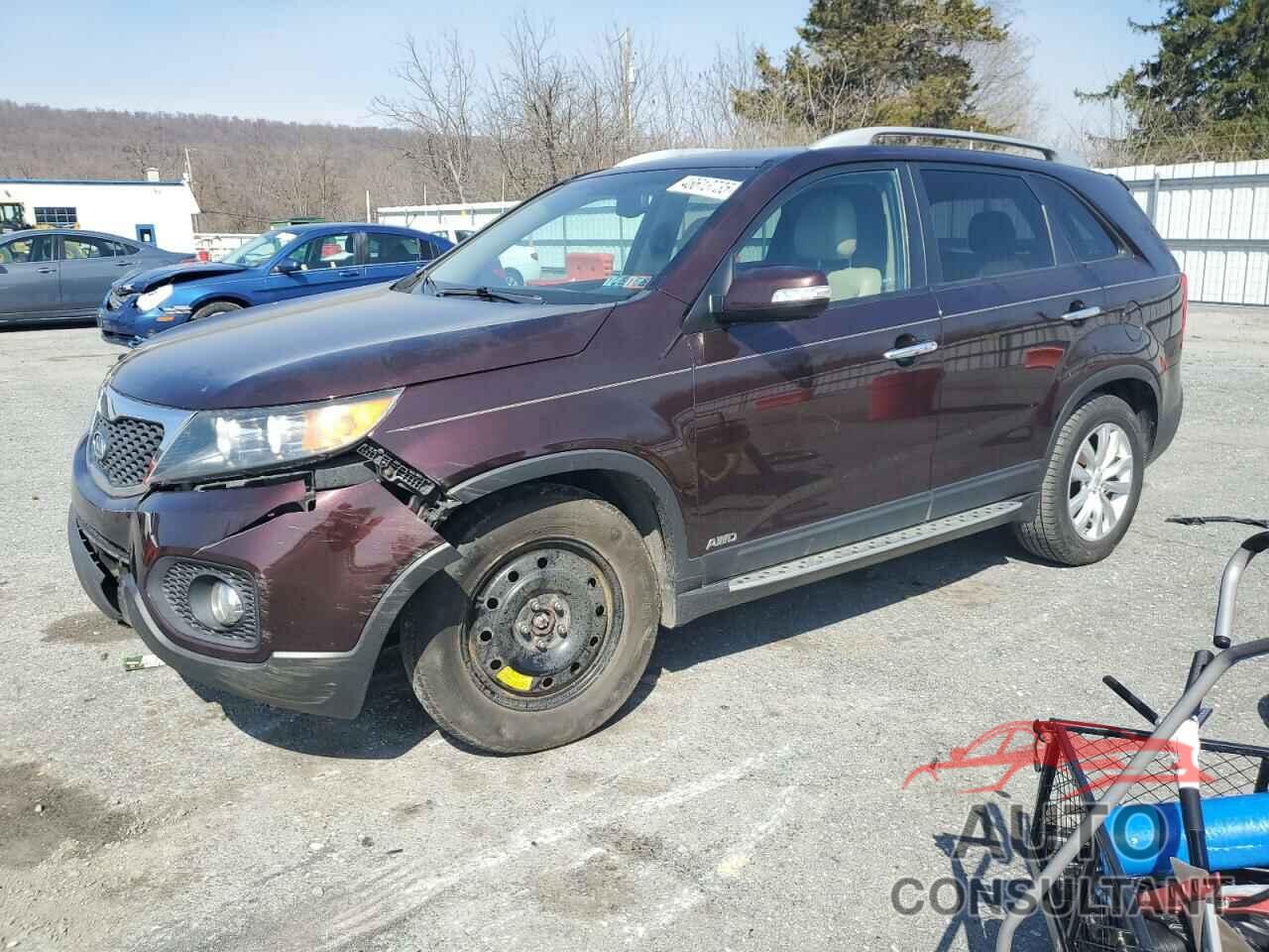 KIA SORENTO 2011 - 5XYKUDA29BG156829