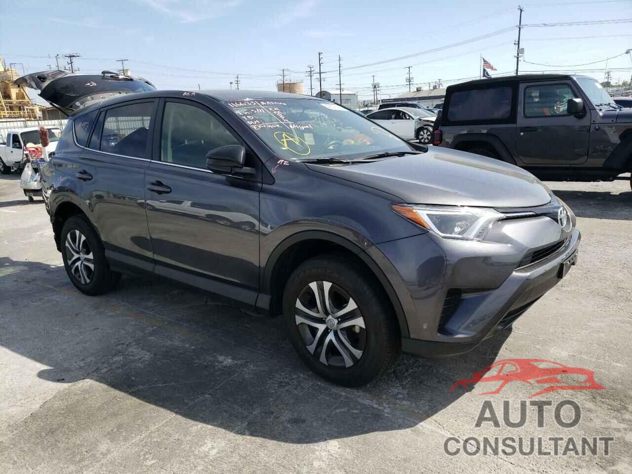 TOYOTA RAV4 2016 - JTMZFREV3GJ076931