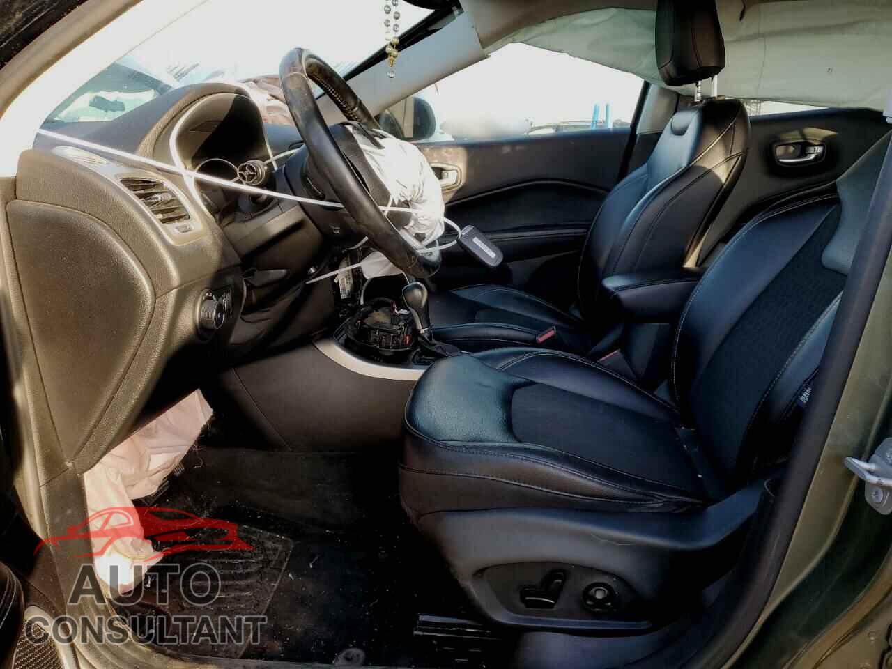 JEEP COMPASS 2018 - 3C4NJDBB7JT230468
