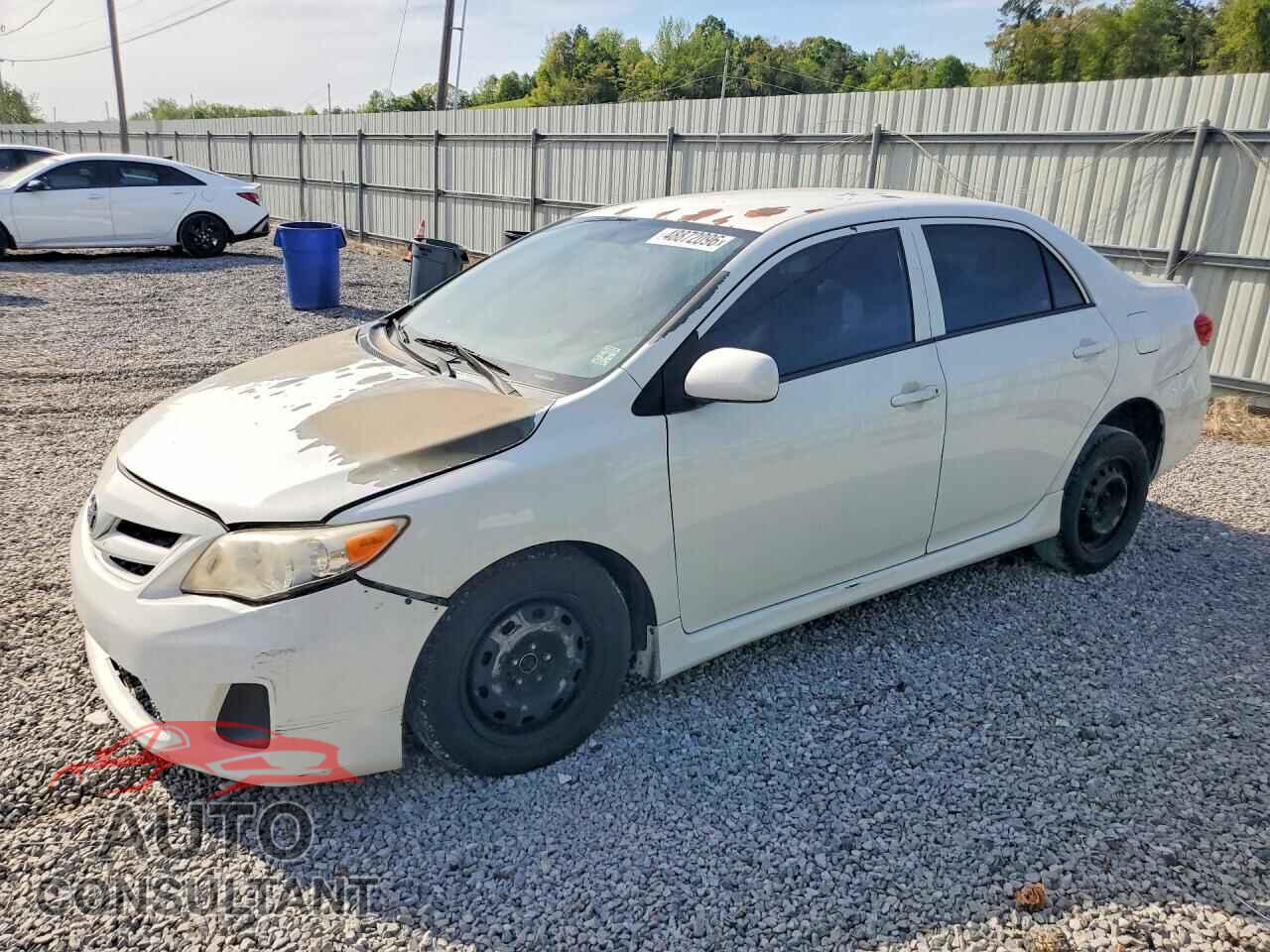 TOYOTA COROLLA 2013 - 5YFBU4EE8DP089045
