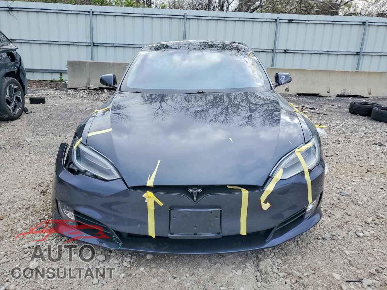 TESLA MODEL S 2018 - 5YJSA1E22JF284000