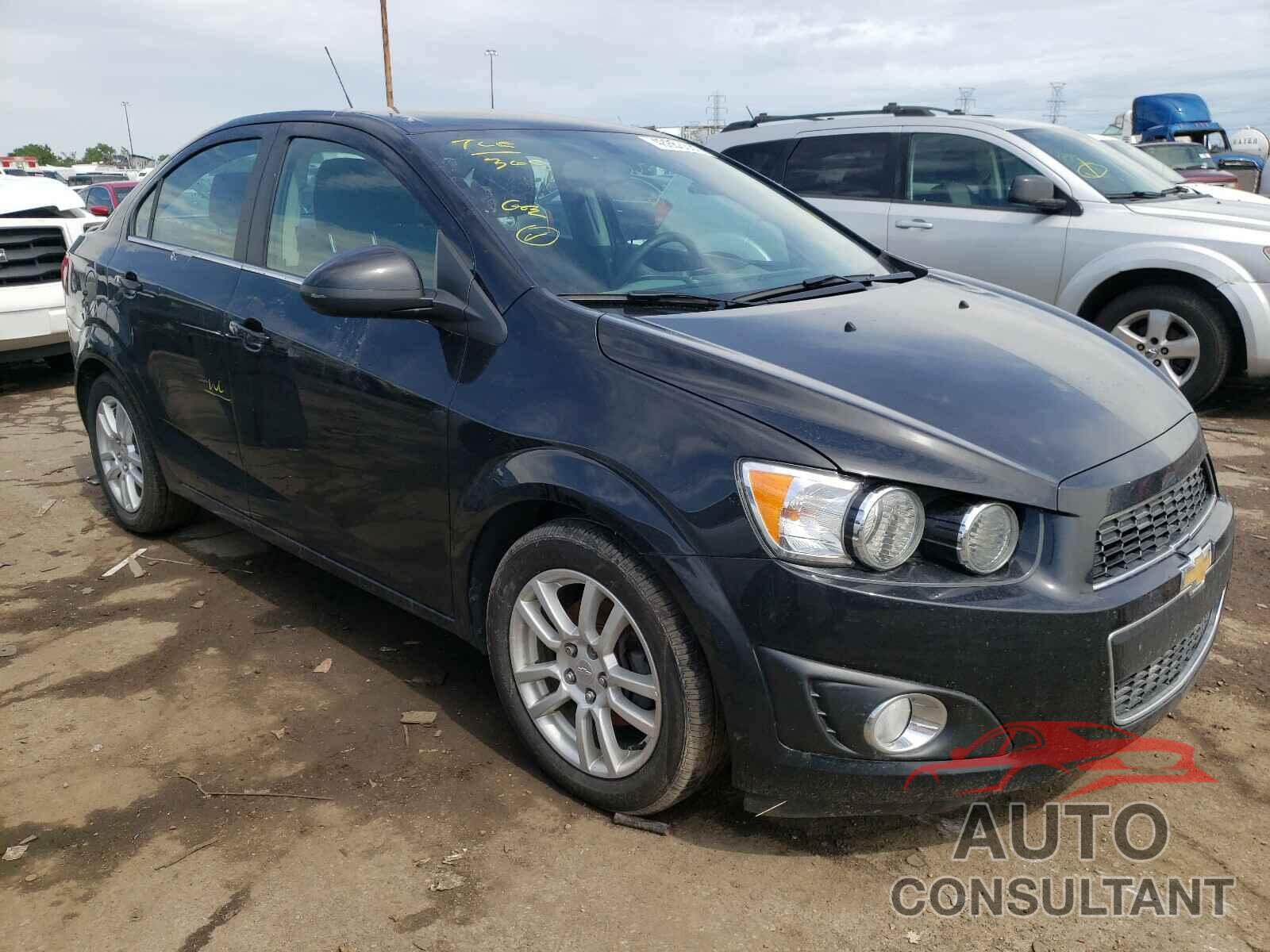 CHEVROLET SONIC 2016 - 1G1JC5SH8G4130146