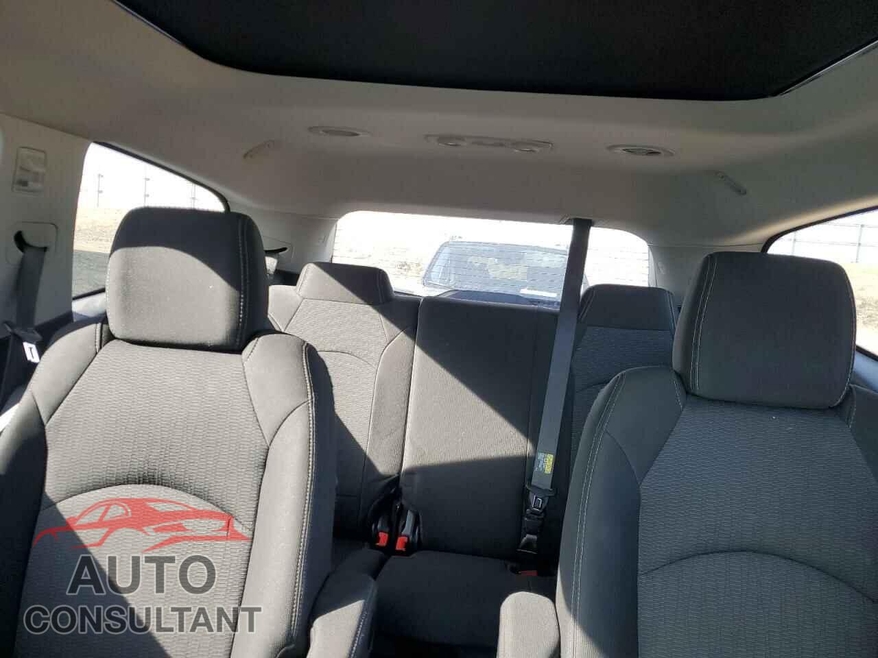 CHEVROLET TRAVERSE 2016 - 1GNKRGKD3GJ201717
