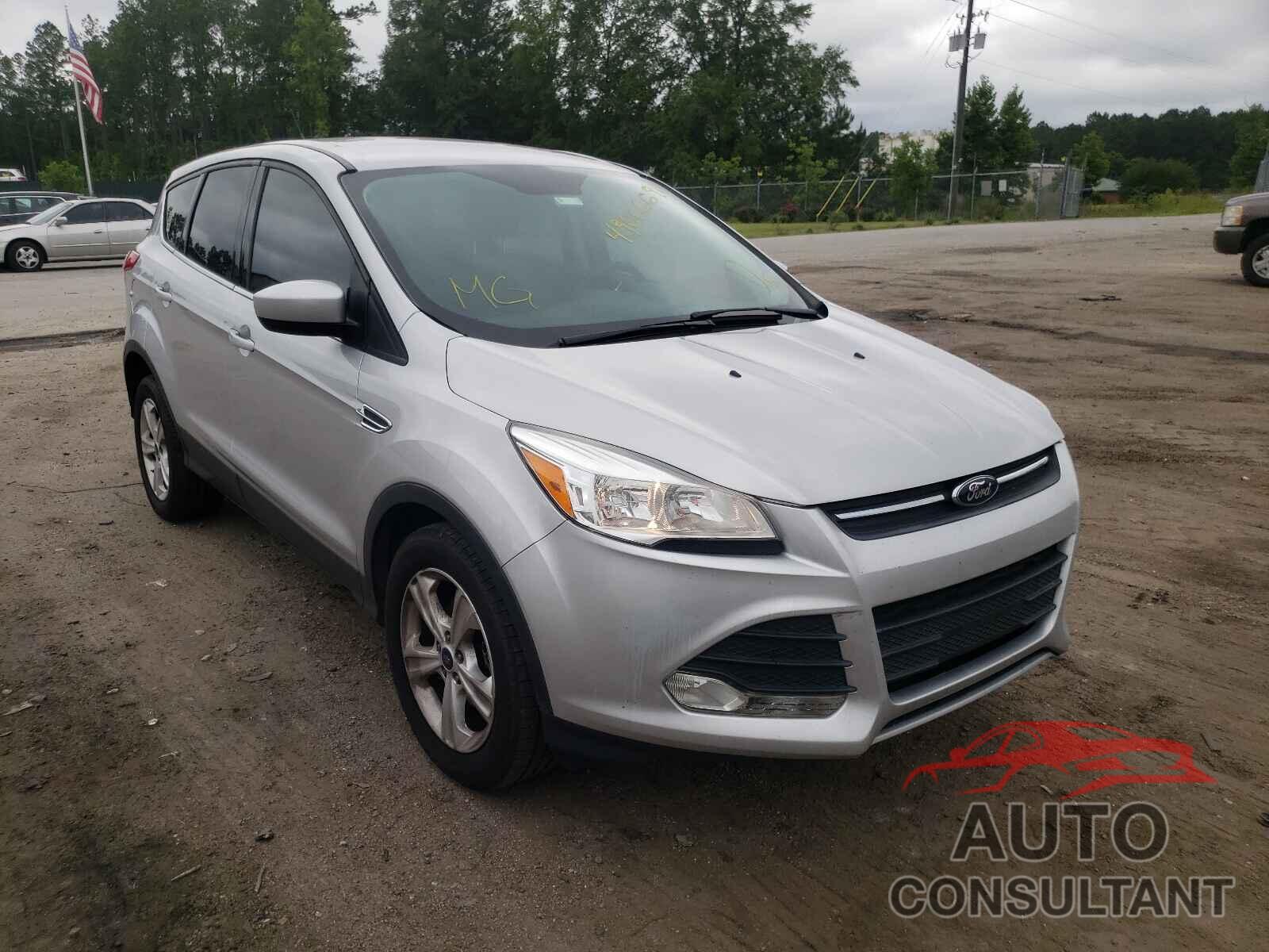FORD ESCAPE 2016 - 1FMCU0GX4GUB30009