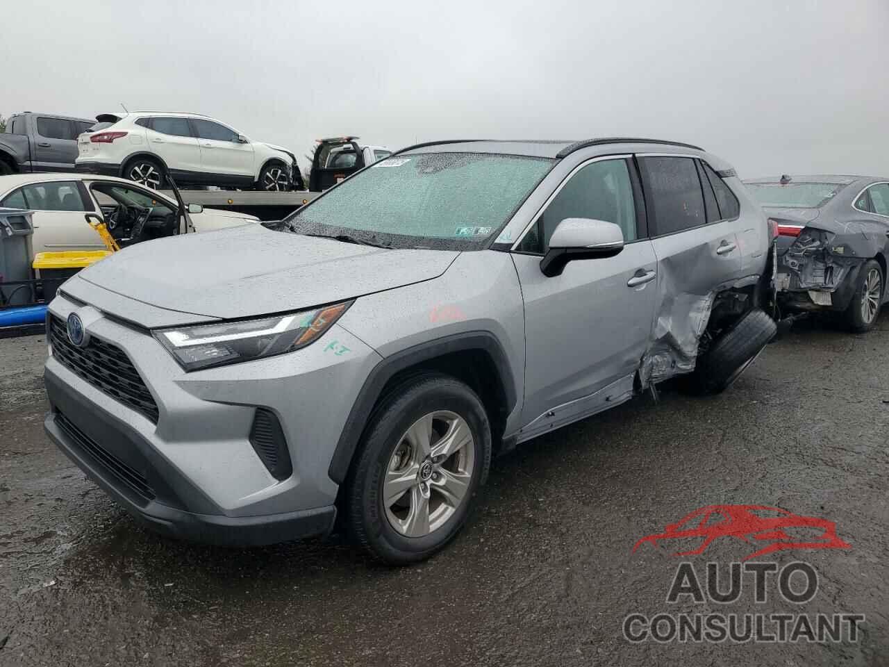 TOYOTA RAV4 2022 - 2T3RWRFV5NW141632