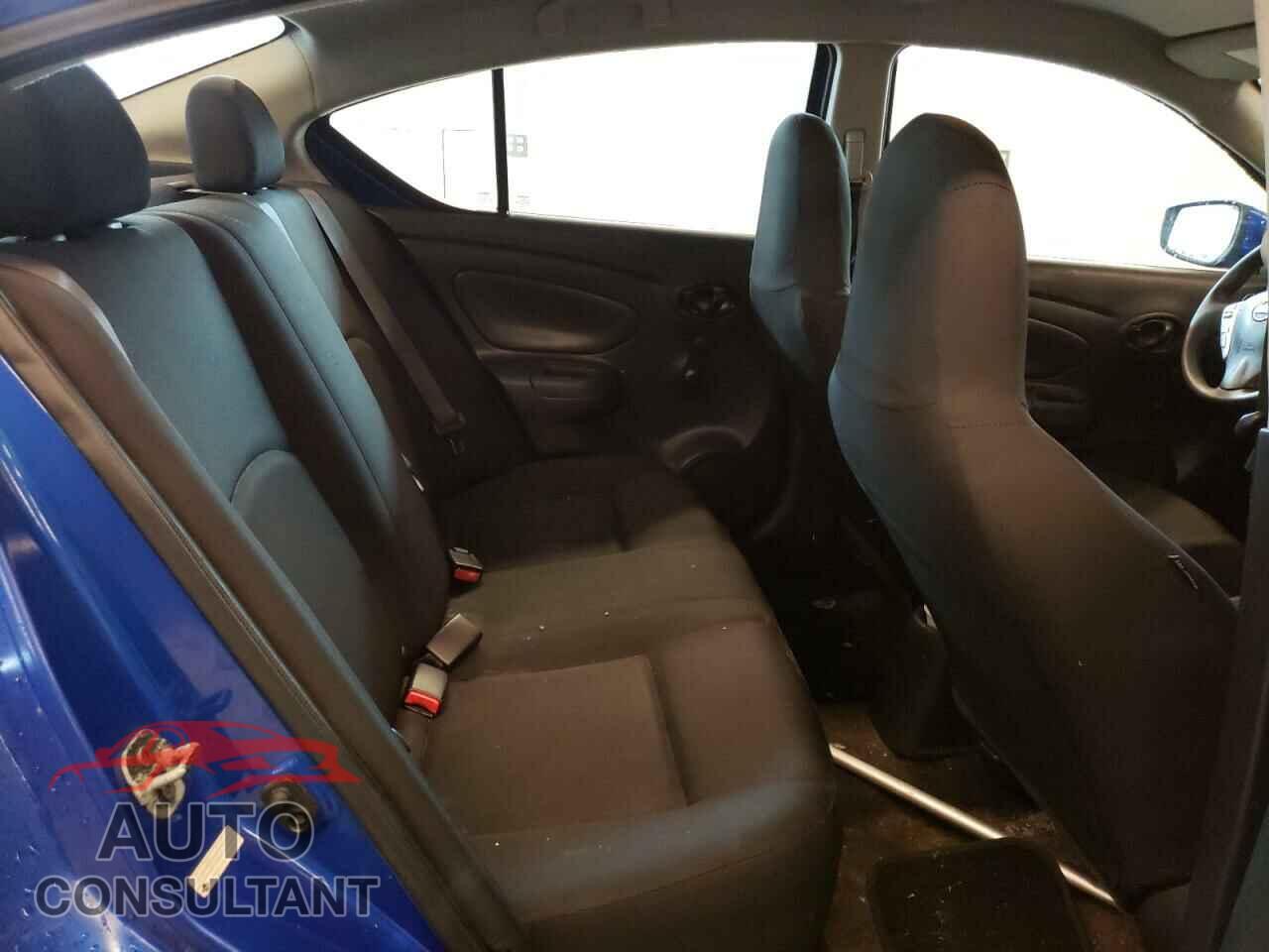NISSAN VERSA 2017 - 3N1CN7AP3HL879725