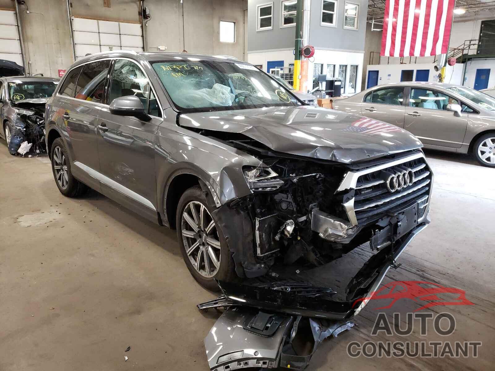 AUDI Q7 2019 - WA1LAAF78KD034598