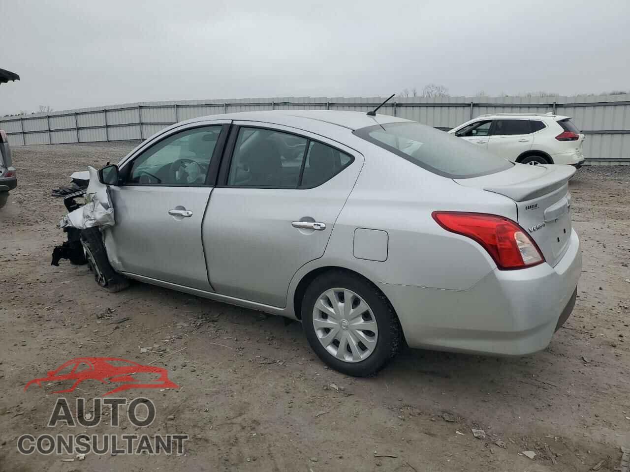 NISSAN VERSA 2019 - 3N1CN7AP6KL856494
