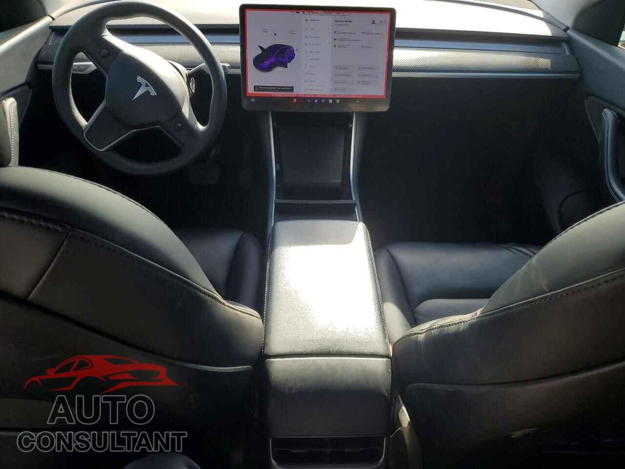 TESLA MODEL Y 2020 - 5YJYGDEE7LF045405