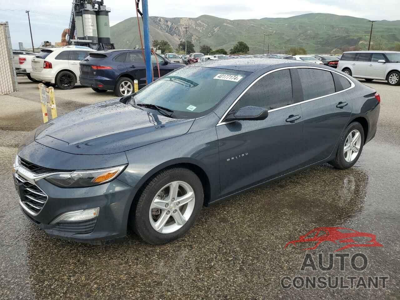 CHEVROLET MALIBU 2020 - 1G1ZC5STXLF107599