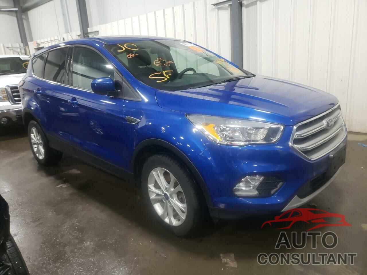 FORD ESCAPE 2017 - 1FMCU9GD5HUB72121
