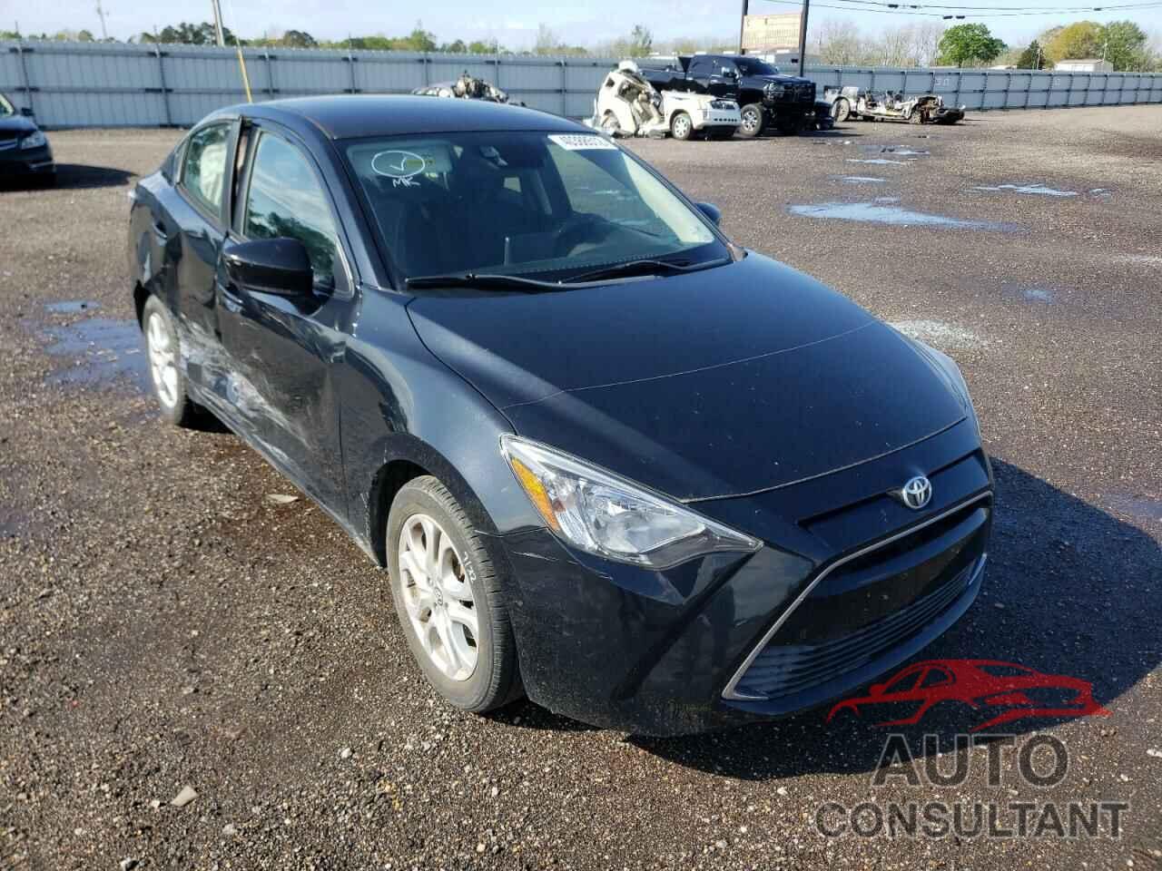 TOYOTA YARIS 2017 - 3MYDLBYV8HY166886
