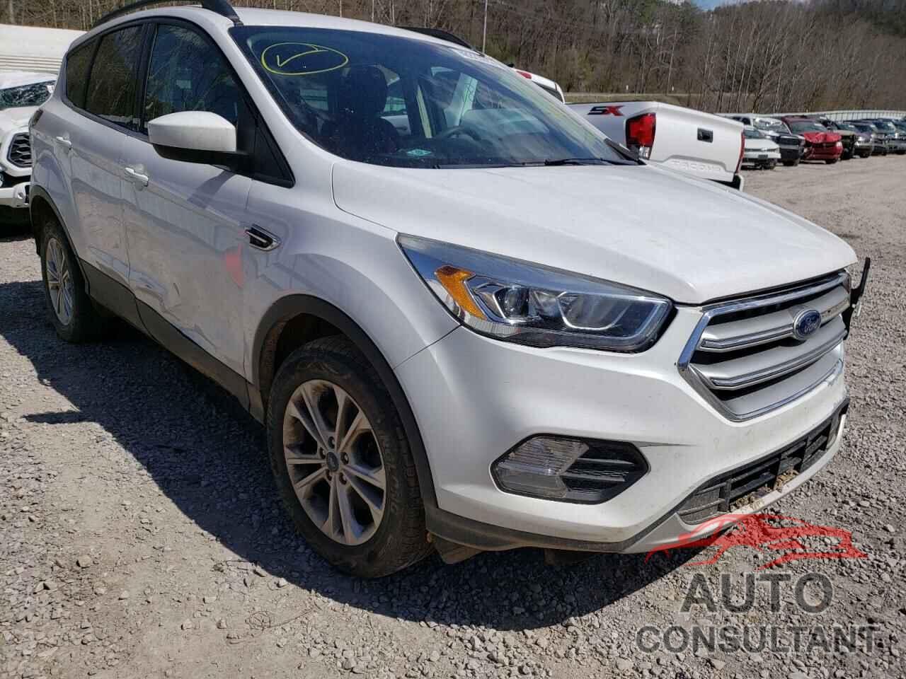 FORD ESCAPE 2017 - 1FMCU9GD8HUC76103