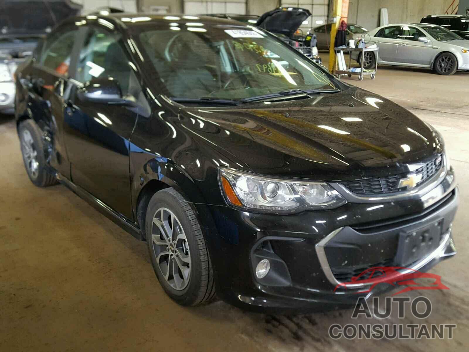 CHEVROLET SONIC 2017 - 1G1JD5SH2H4143554