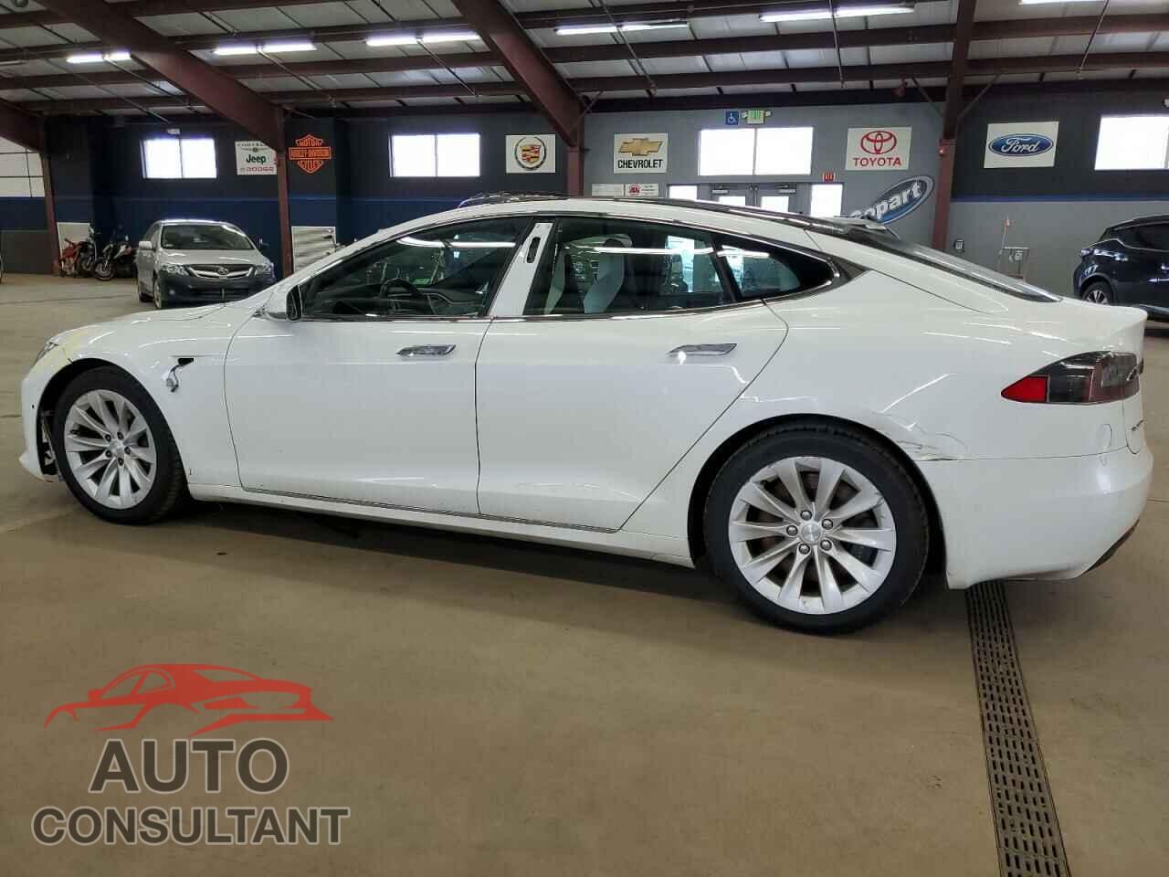 TESLA MODEL S 2017 - 5YJSA1E26HF200996