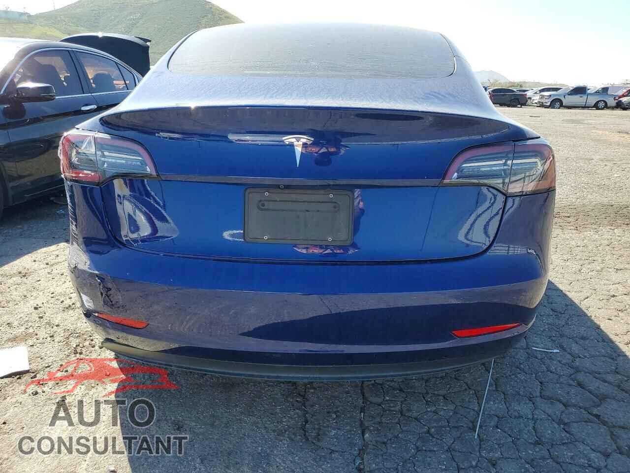 TESLA MODEL 3 2023 - 5YJ3E1EA1PF498095