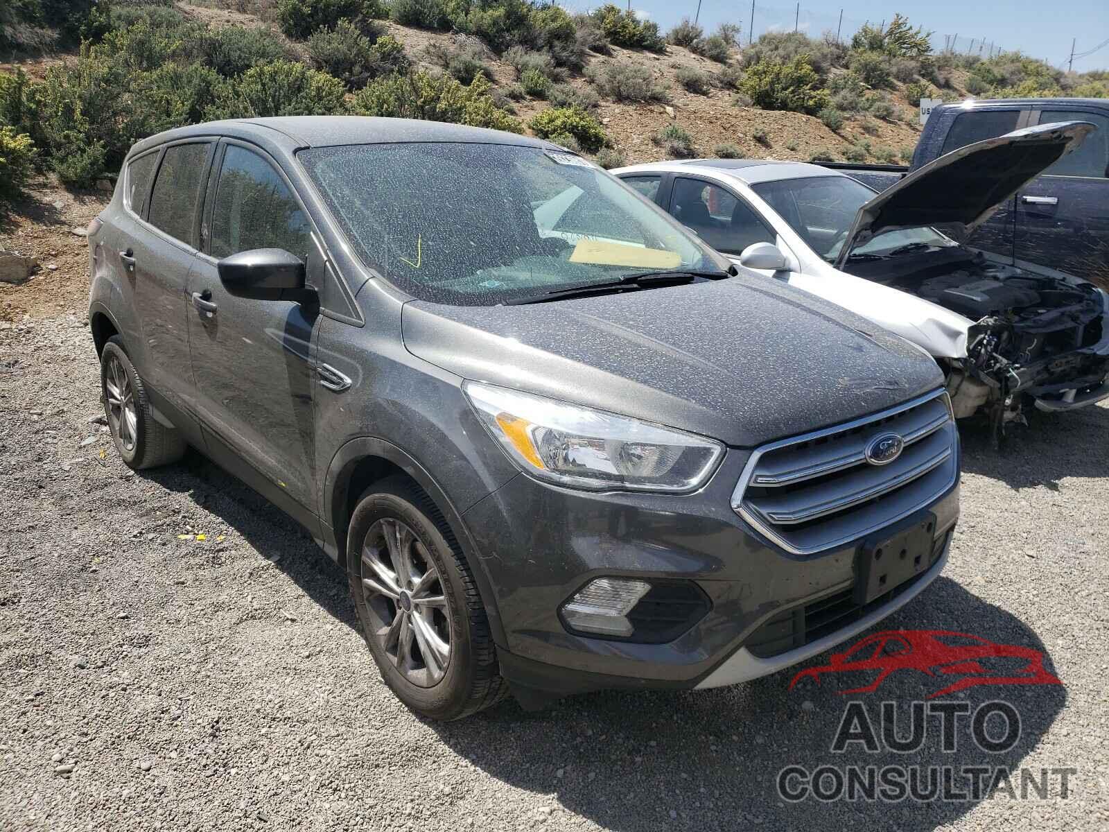 FORD ESCAPE 2017 - 1FMCU0GD8HUB05105