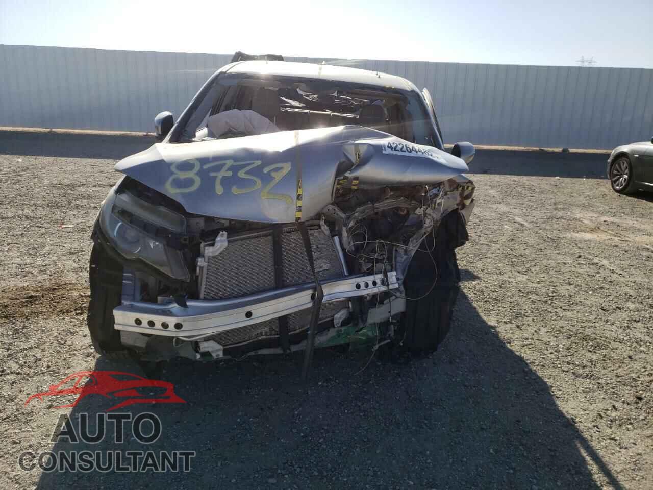 HONDA RIDGELINE 2017 - 5FPYK2F52HB008732
