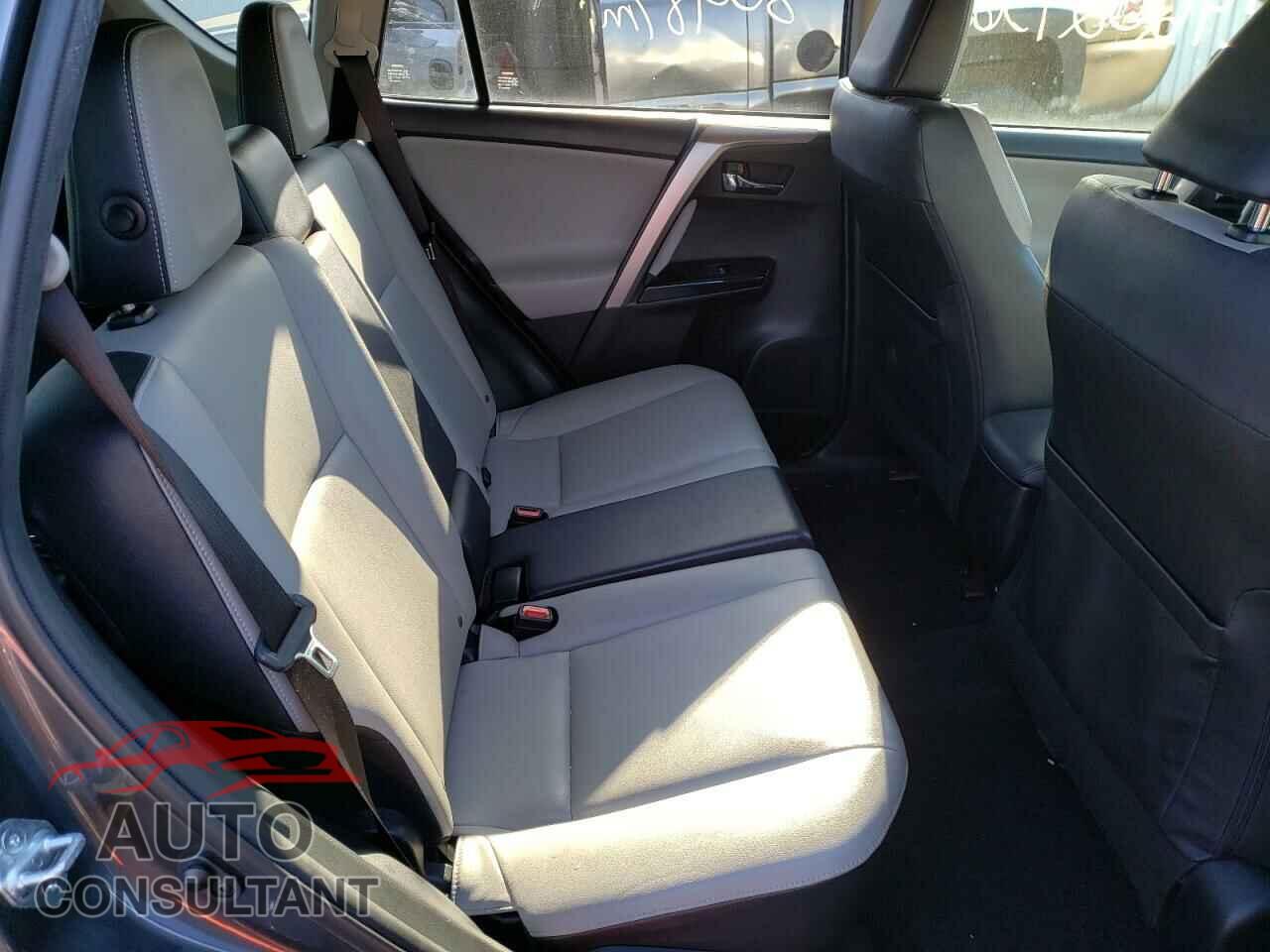 TOYOTA RAV4 2016 - JTMDFREV4GD187433