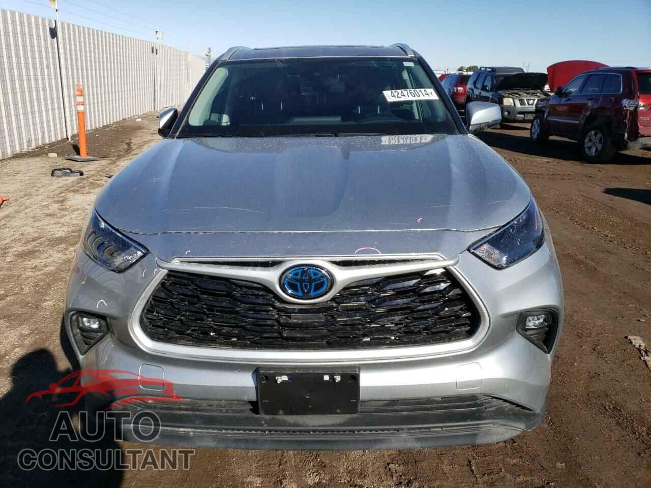 TOYOTA HIGHLANDER 2023 - 5TDKBRCH9PS117513