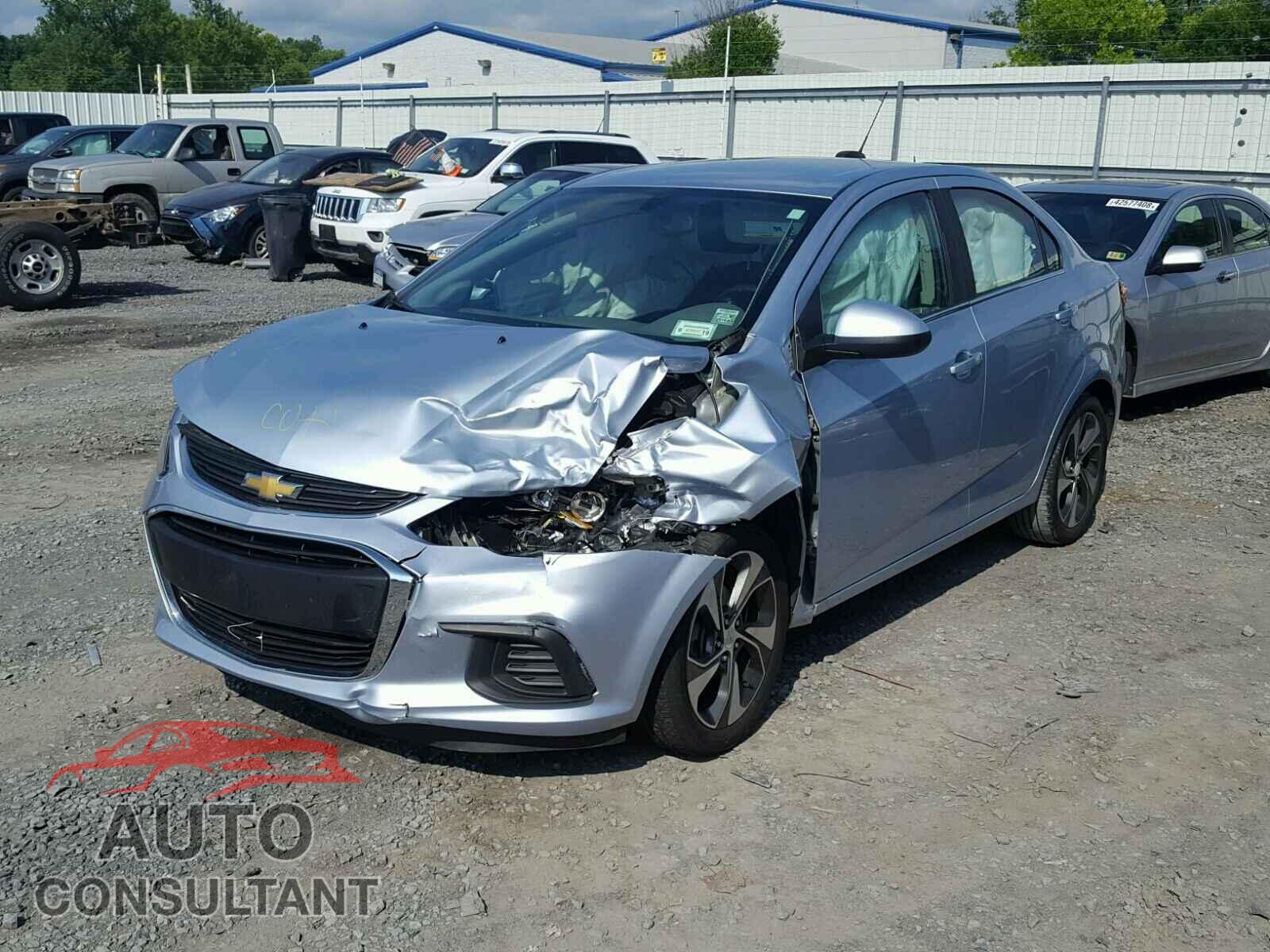 CHEVROLET SONIC 2017 - 1G1JF5SB6H4123233