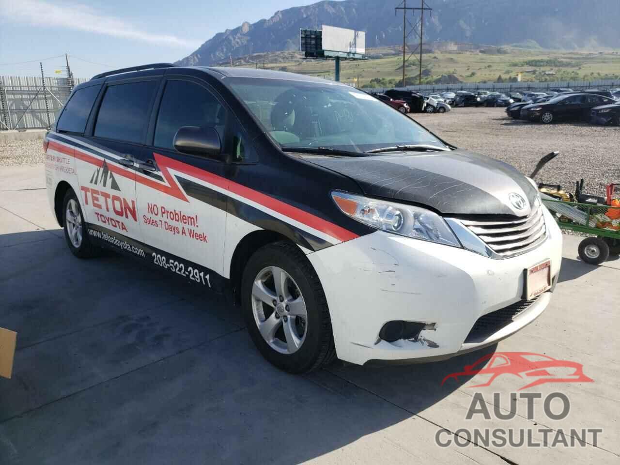 TOYOTA SIENNA 2016 - 5TDKK3DC1GS745808