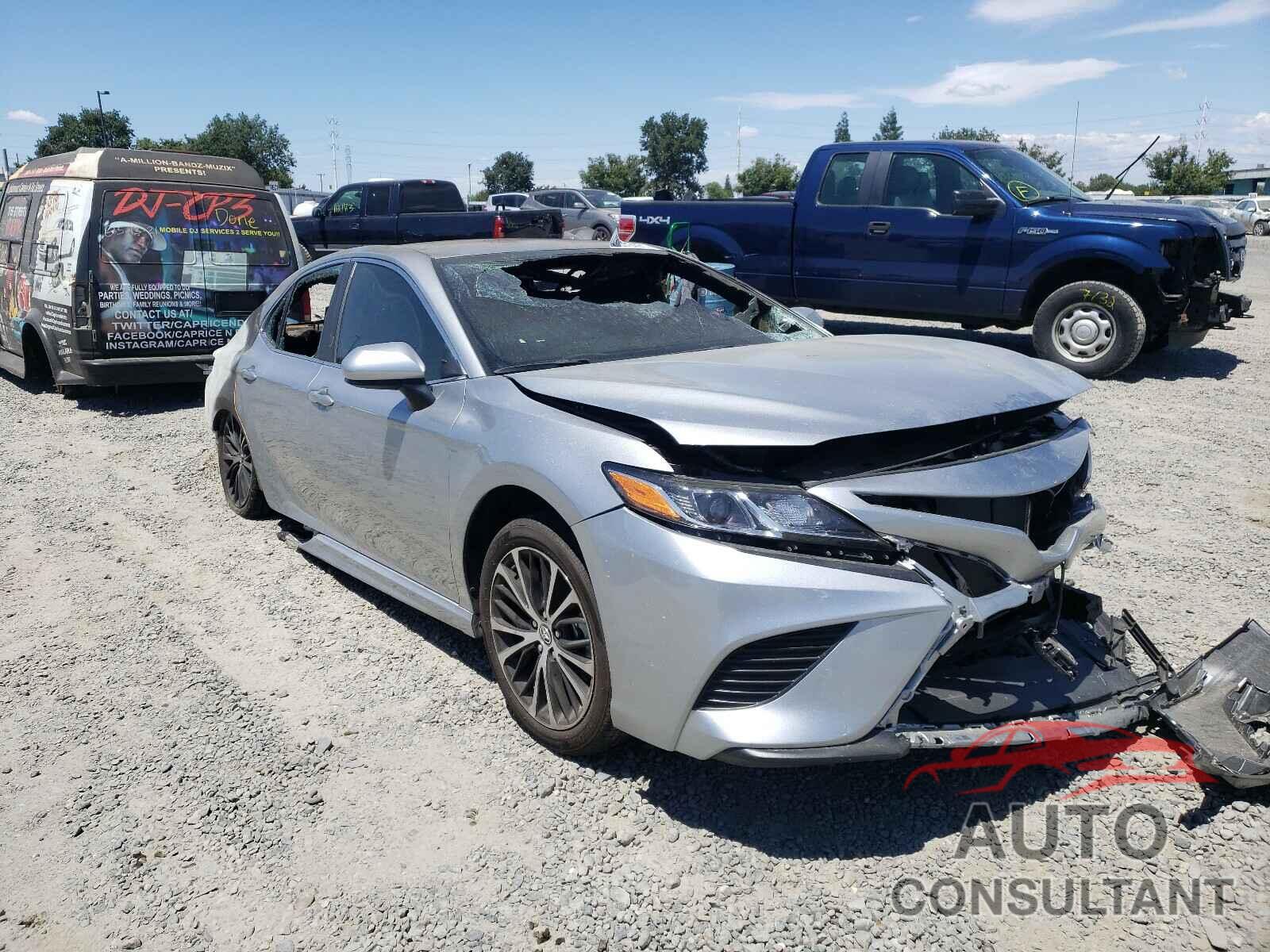 TOYOTA CAMRY 2020 - 4T1G11AK4LU873020