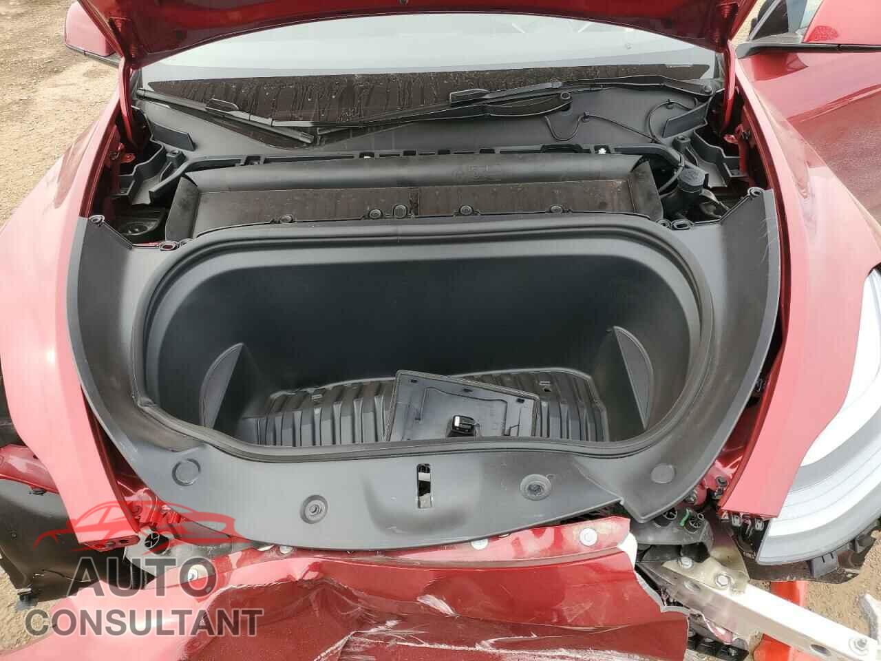 TESLA MODEL Y 2024 - 7SAYGDED7RF201123