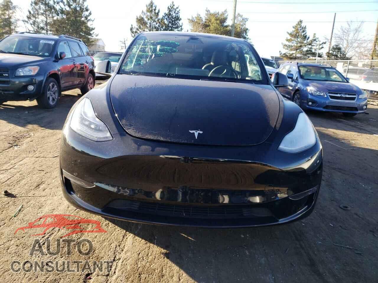 TESLA MODEL Y 2021 - 5YJYGDED3MF106046