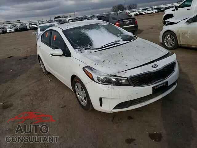 KIA FORTE 2018 - 3KPFK4A76JE211607