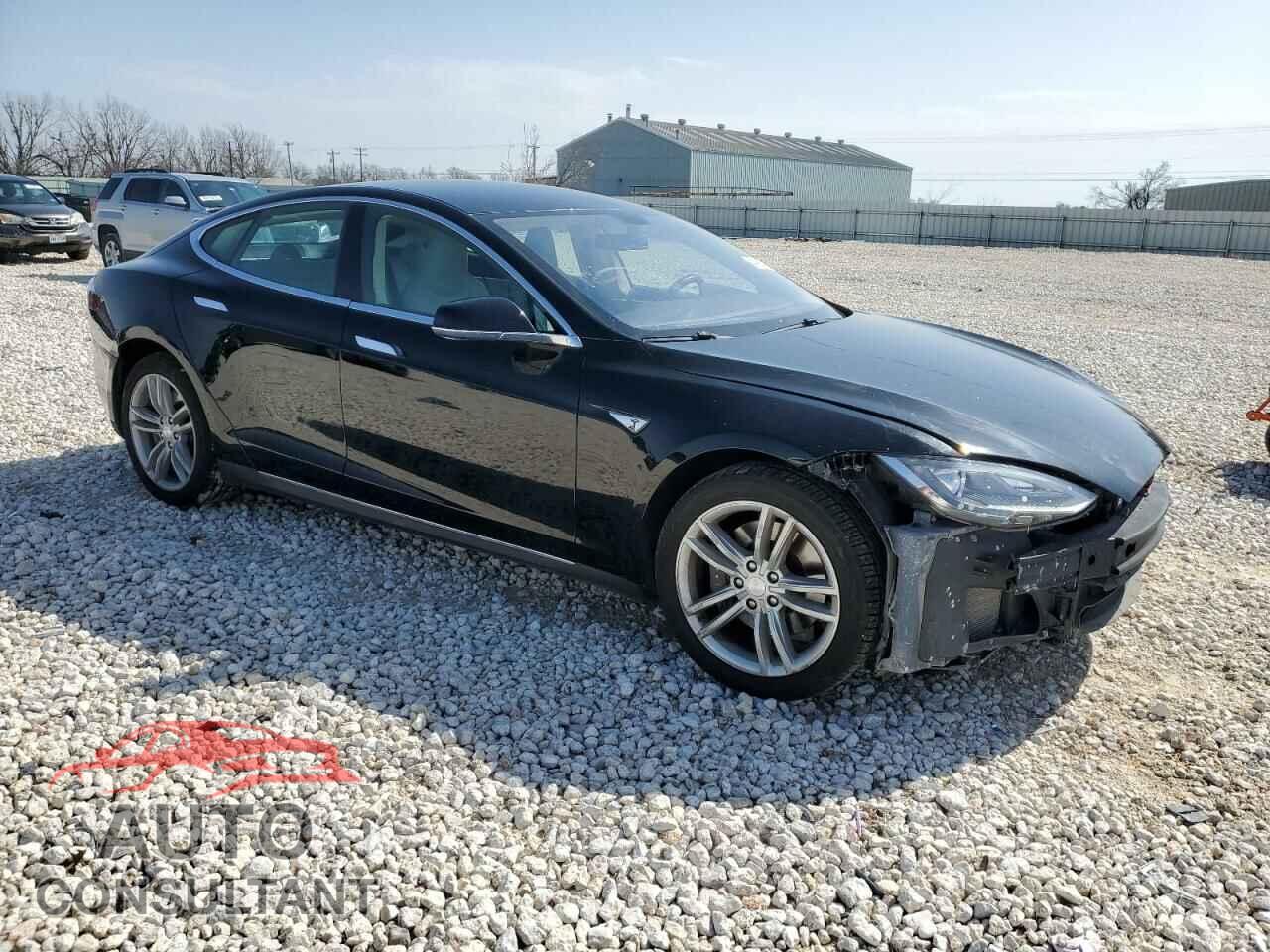 TESLA MODEL S 2014 - 5YJSA1S17EFP51560