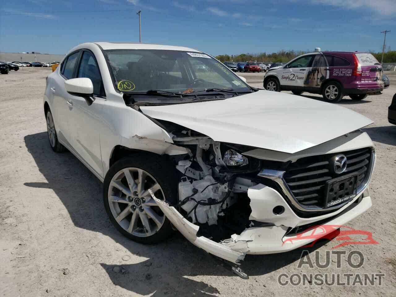 MAZDA 3 2017 - JM1BN1V74H1141732