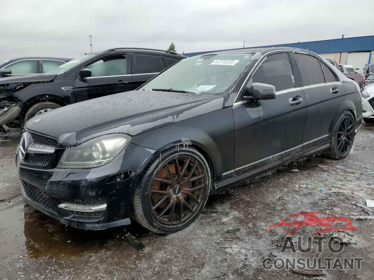 MERCEDES-BENZ C-CLASS 2013 - WDDGF8AB5DR273339