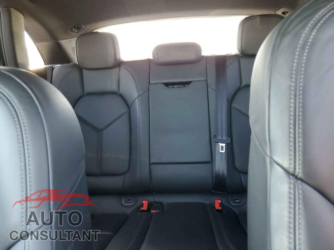 PORSCHE MACAN 2017 - WP1AB2A50HLB10026
