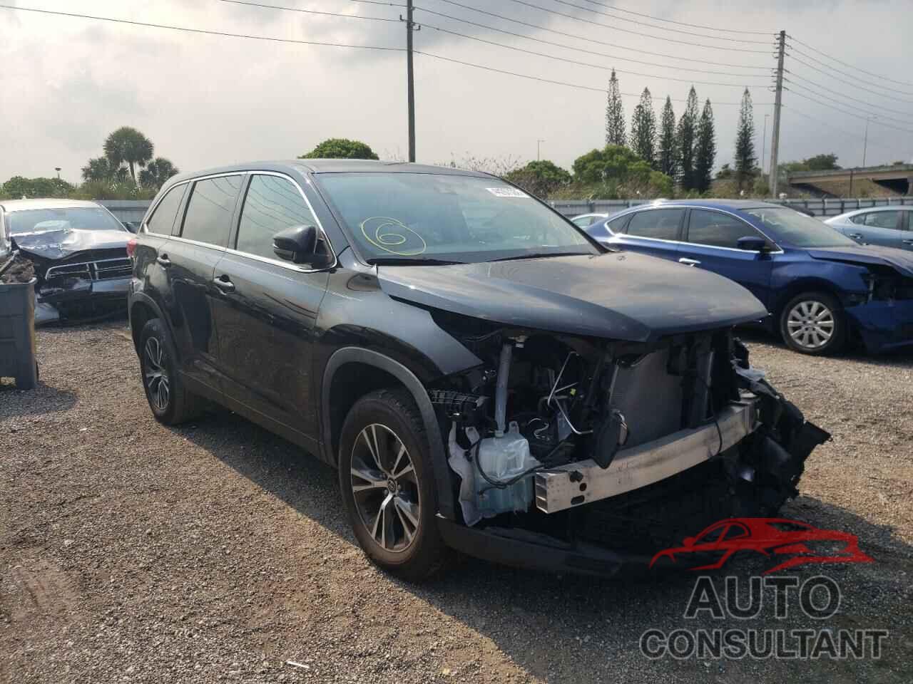 TOYOTA HIGHLANDER 2019 - 5TDZZRFH0KS322149