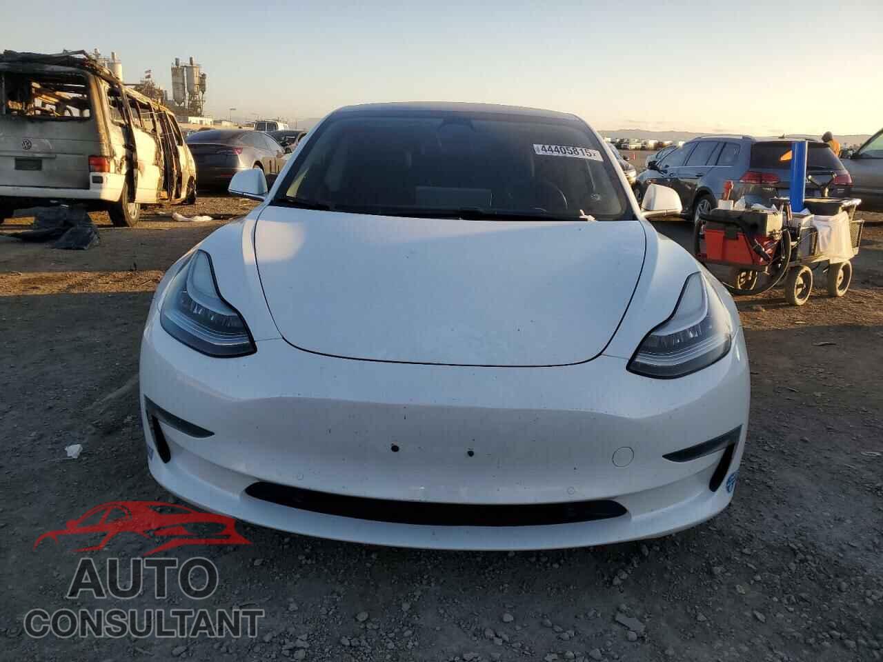 TESLA MODEL 3 2020 - 5YJ3E1EA9LF806446