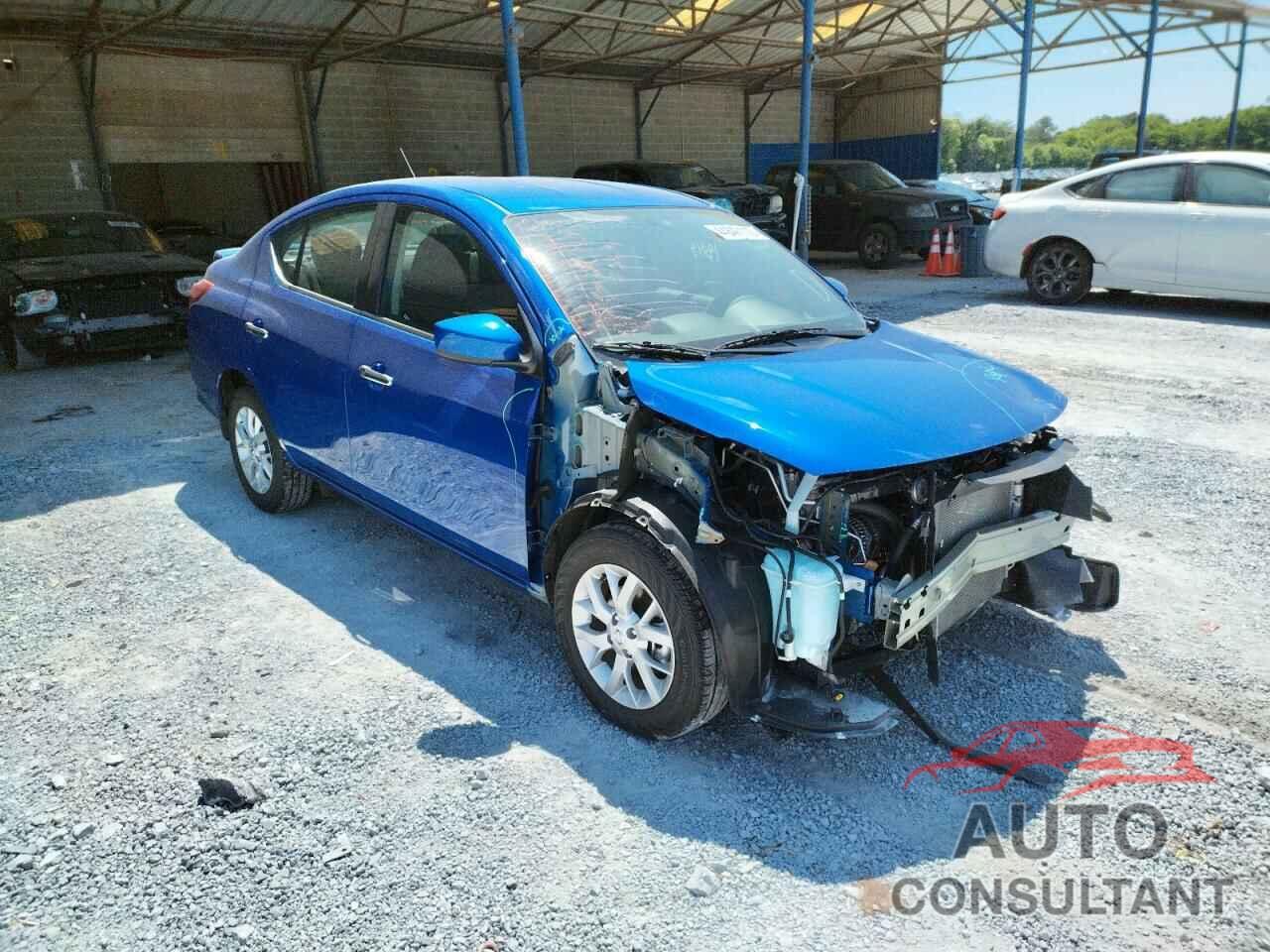 NISSAN VERSA 2017 - 3N1CN7AP4HL809781
