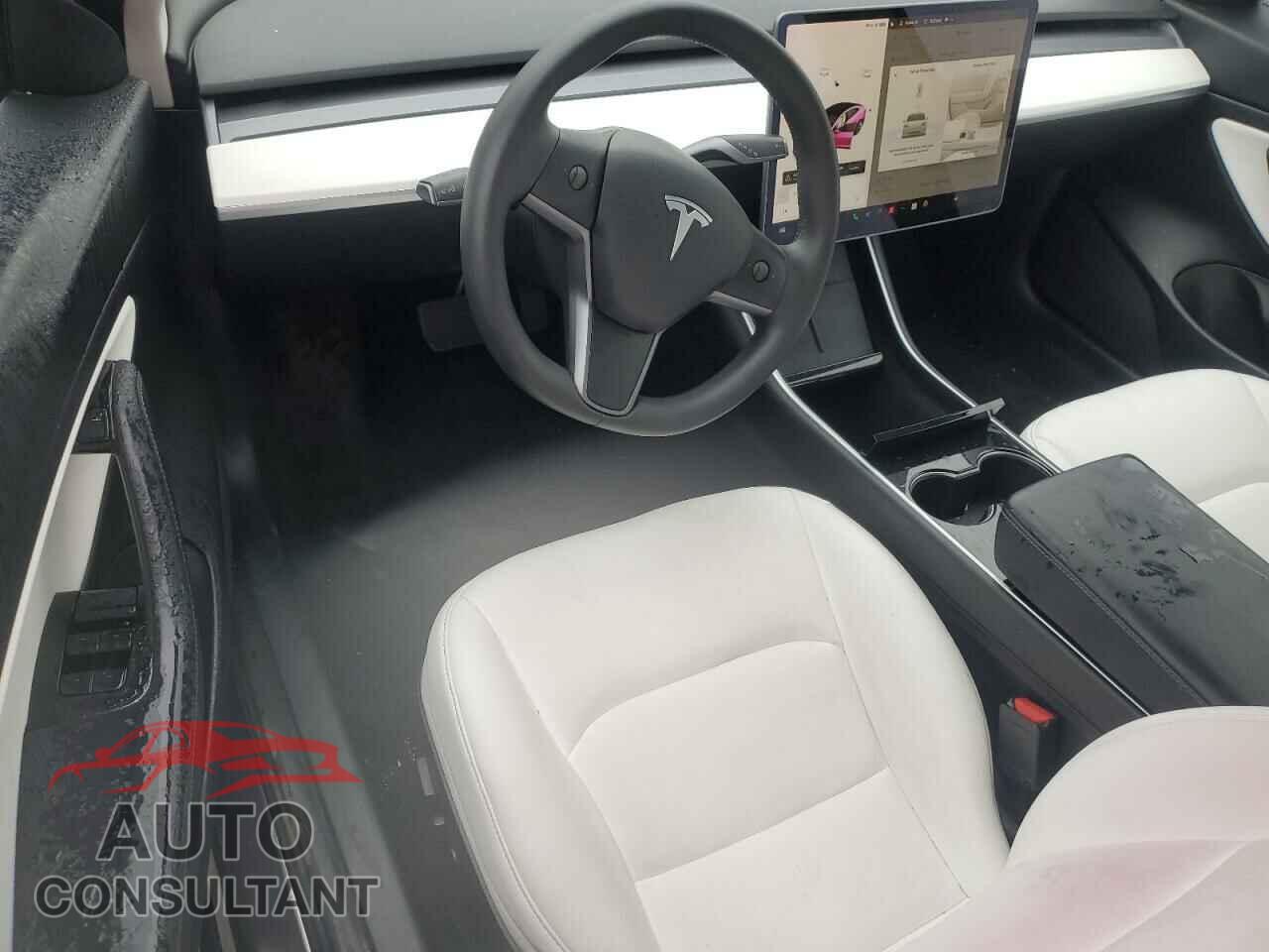 TESLA MODEL 3 2020 - 5YJ3E1EA6LF806744