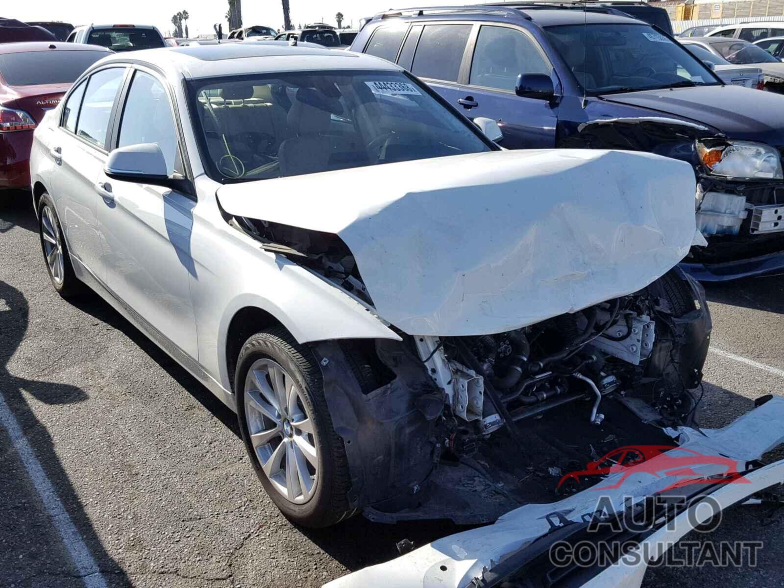 BMW 3 SERIES 2016 - WBA8E1G5XGNT34588