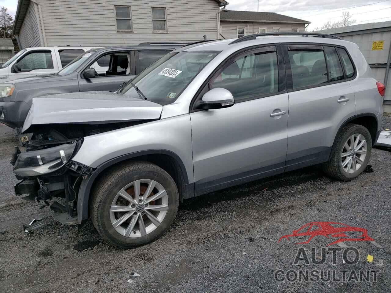 VOLKSWAGEN TIGUAN 2017 - WVGBV7AX6HK043302