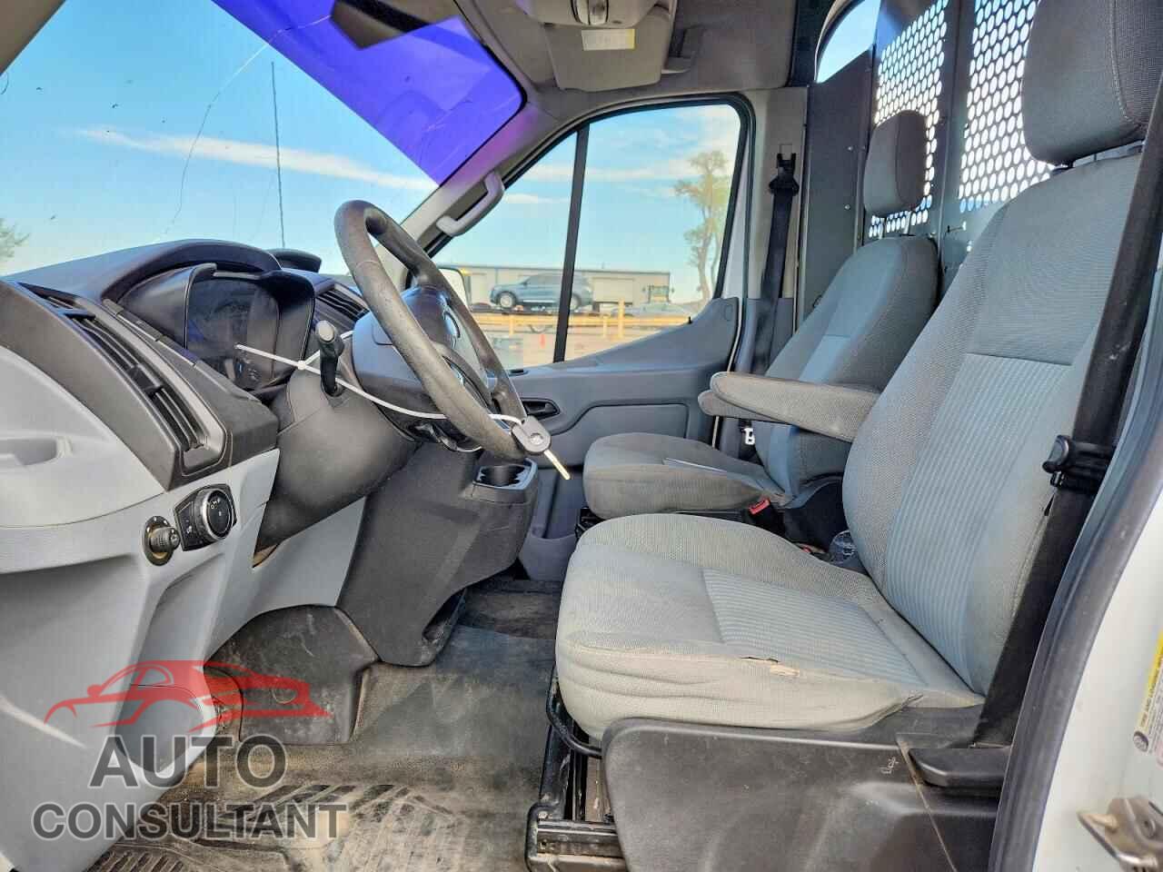 FORD TRANSIT 2015 - 1FTBF4XV3FKA10602