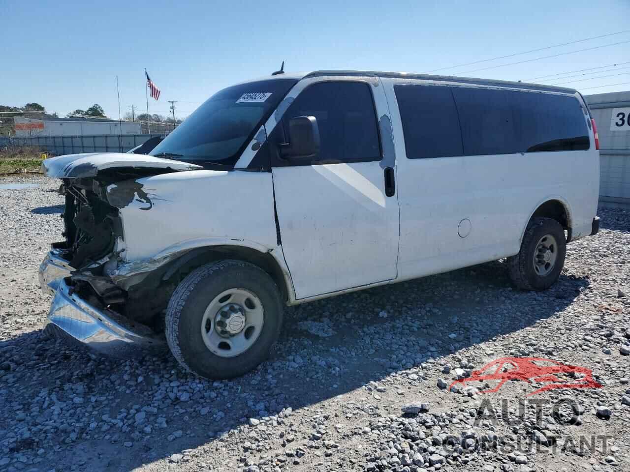 CHEVROLET EXPRESS 2011 - 1GAWGRFG1B1101746