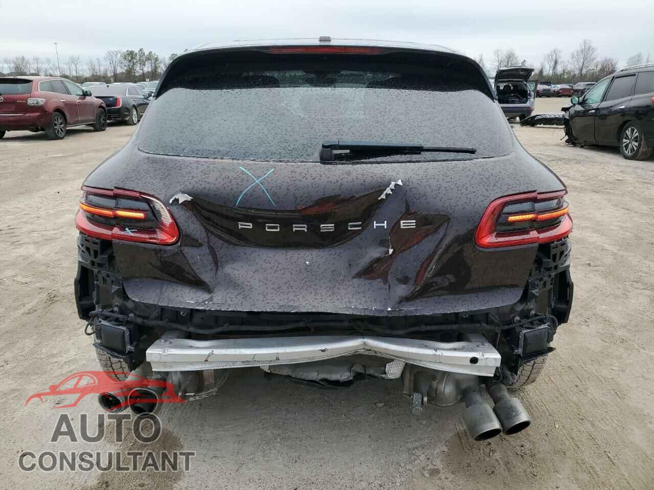 PORSCHE MACAN 2016 - WP1AB2A56GLB42980
