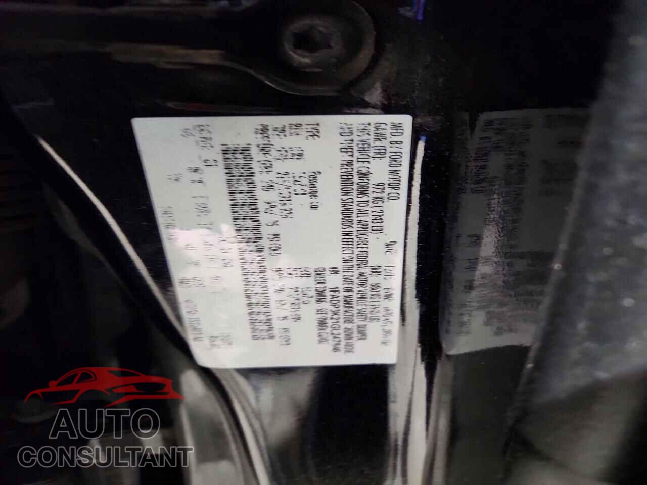 FORD FOCUS 2016 - 1FADP3K21GL247846