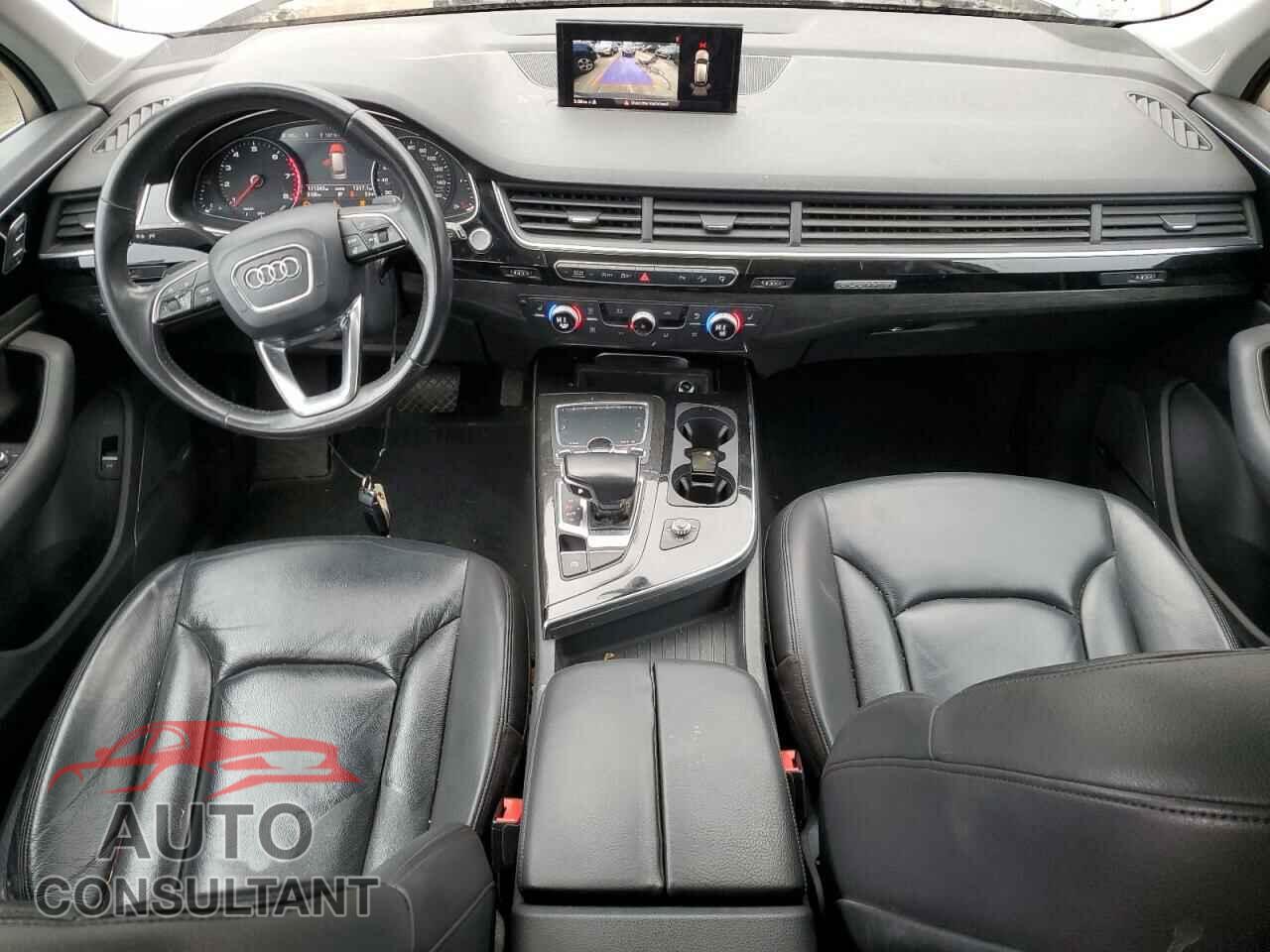 AUDI Q7 2017 - WA1LAAF75HD002247