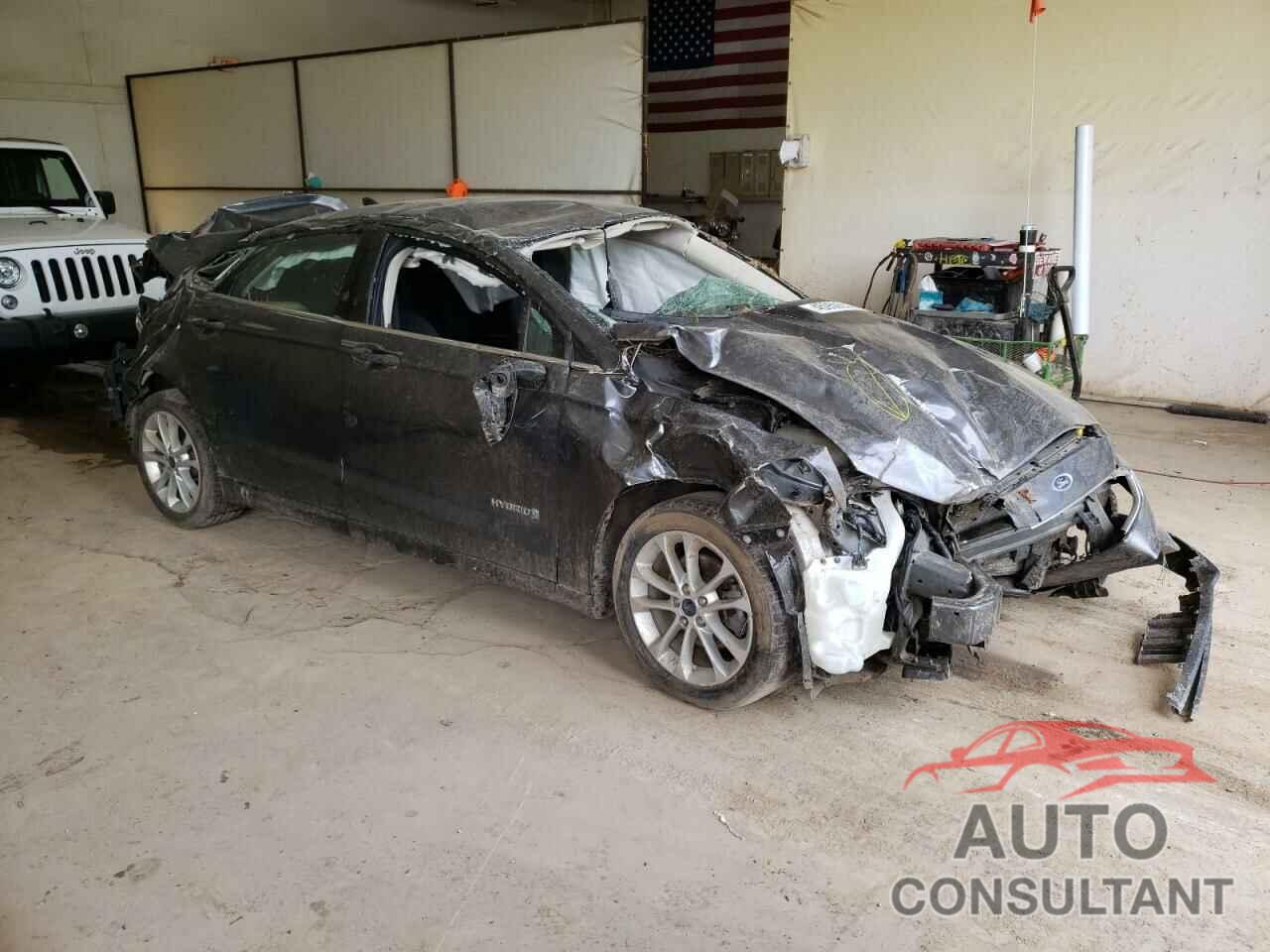 FORD FUSION 2019 - 3FA6P0LU7KR131679