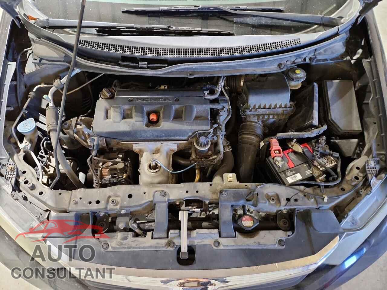 HONDA CIVIC 2012 - 2HGFB2F52CH585149