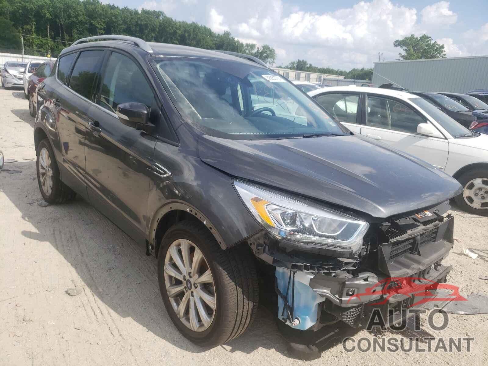 FORD ESCAPE 2017 - 1FMCU9J96HUA73862