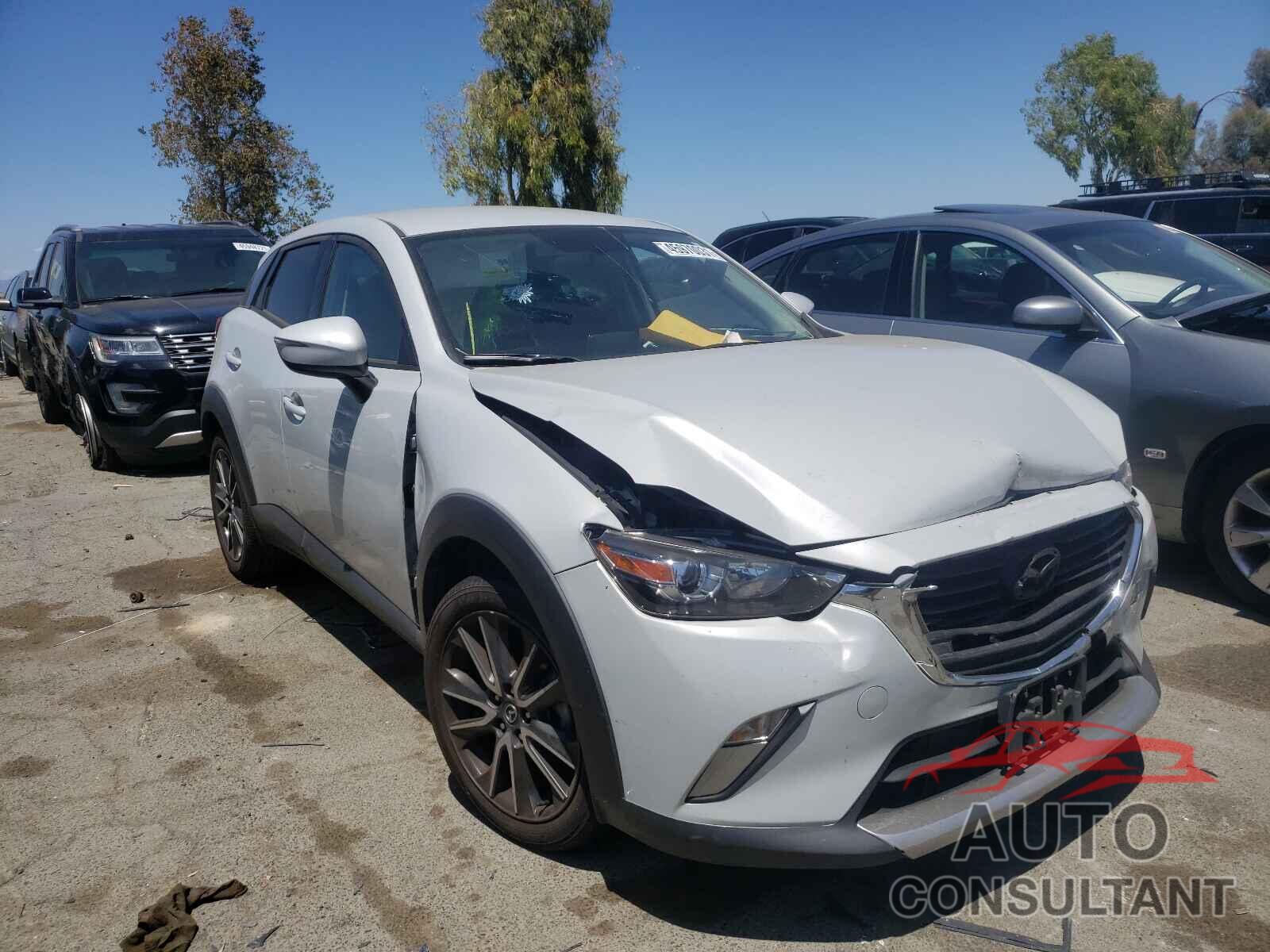 MAZDA CX-3 2017 - JM1DKDC7XH0156487